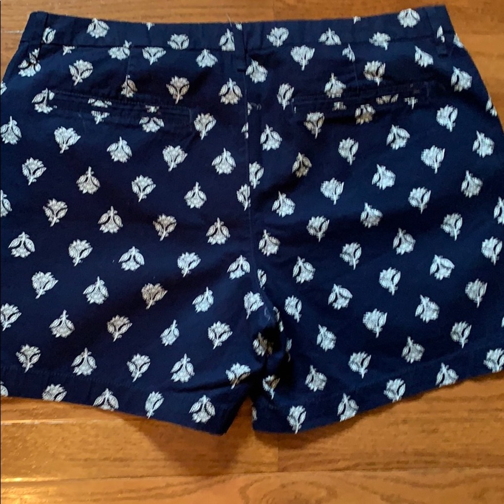 Shorts - Picture 4 of 4